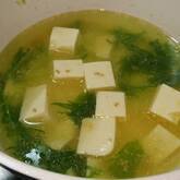 豆腐と水菜の中華スープ