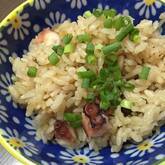 ショウガがきいてる！やわらかタコめし