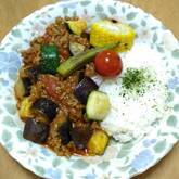 炒めるだけ！彩りきれいな夏野菜キーマカレー by 松本 知恵さん