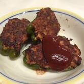 初めてでも失敗なし！ふっくらジューシーピーマンの肉詰め