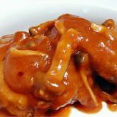 煮込みハンバーグ