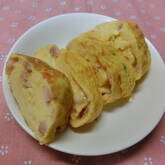 ベーコンとチーズ入り卵焼き