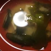 豆腐とワカメのみそ汁