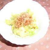 レンジキャベツのニンニクオイル和え