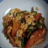 さつま揚げとシシトウの煮物