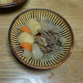 キノコ入り肉じゃが