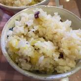 ほっくり甘い！サツマイモの炊き込みご飯