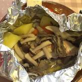 鮭のホイル焼き フライパンで簡単に！切って包むだけ