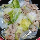 白菜と豚肉の煮物