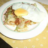 キャベツと天かすのソース炒め