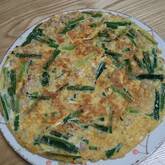 ニラとひき肉の卵焼き