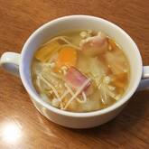 野菜のコンソメスープ