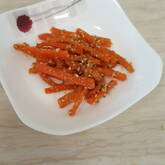 優しい甘みでこどもにも人気！ニンジンのゴマ和え by 杉本 亜希子さん