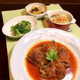 ピーマンの肉詰めトマト煮