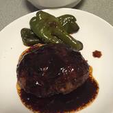 肉汁ジューシー！ハンバーグの美味しい焼き方 赤ワインで蒸し焼き