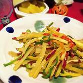 甘辛味でやみつきピーマンとサツマイモのきんぴら