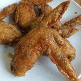 揚げ手羽先の甘しょうゆがらめ