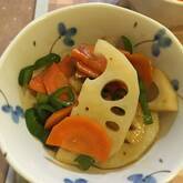 レンコンとニンジンの炒め物