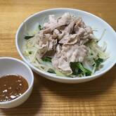 ゴマみそダレの豚しゃぶしゃぶ