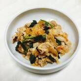 豚ニラキムチ和え