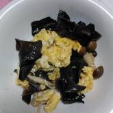 ゴマ油香る！キクラゲとキヌサヤの卵炒め（ムースーロー）