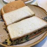 スペイン風オムレツサンドイッチ