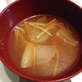 大根とエノキのみそ汁