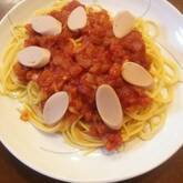 トマトソースパスタ