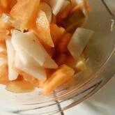 柿と大根のサラダ