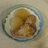 しみしみ大根と鶏手羽元の煮物