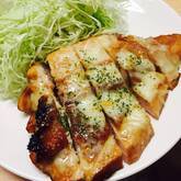 鶏むね肉のチーズ焼き