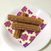 テーマパークの味を再現！カリカリモチモチ❤️チュロス