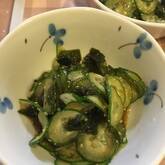 キュウリとワカメのゴマ油漬け