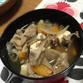 豚肉と根菜の白みそ汁