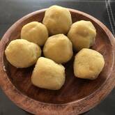 クリームチーズ入りサツマイモ団子