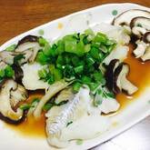 タラとキノコの酒蒸し