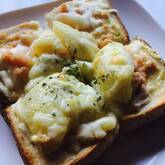 チーズと明太子のトースト