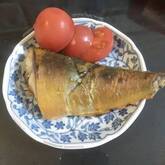 サバのカレー風味ヨーグルト漬け焼き