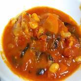 鶏肉のトマト煮込み