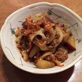 ひき肉入りレンコンとサツマイモのきんぴら