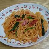 ホウレン草のケチャップパスタ