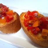 ワインのお供に トマトとバジルのブルスケッタ