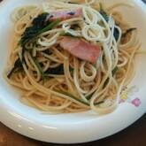 シンプルが一番！ホウレン草とベーコンのパスタ
