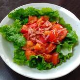 簡単あっという間に一品！ベーコンとトマトのバジル炒め