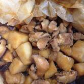 ごはんがすすむ 里芋と鶏肉のシンプル煮