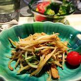 モヤシとさつま揚げのゴマ和え