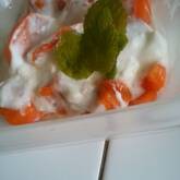 柿のヨーグルト和え