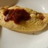 ひき肉と玉ネギのシンプルオムレツ