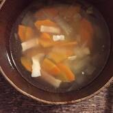 野菜のコンソメスープ