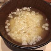 里芋と天かすのみそ汁